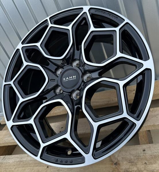 Диск Replica Stuttgart Anz-0692 16x7 5x100 ET35 DIA57.1 BMF